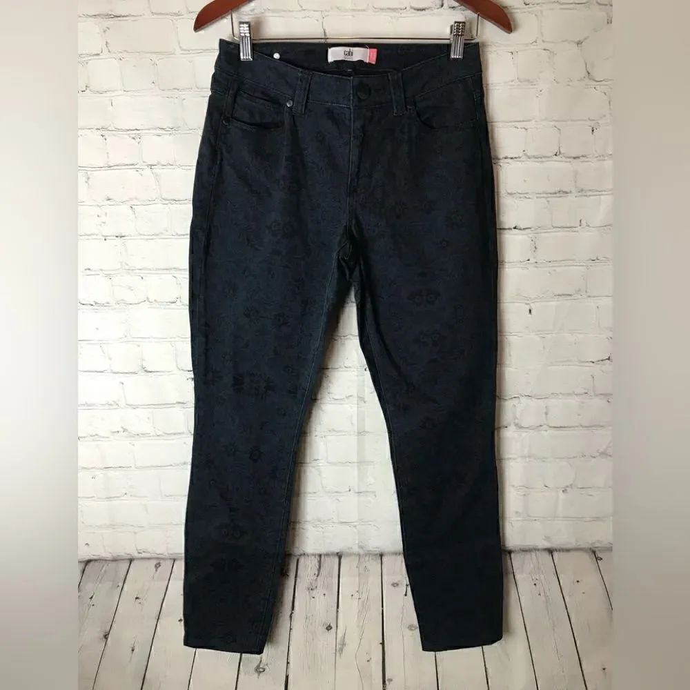 CAbi Skinny Patterened Jeans Size 6